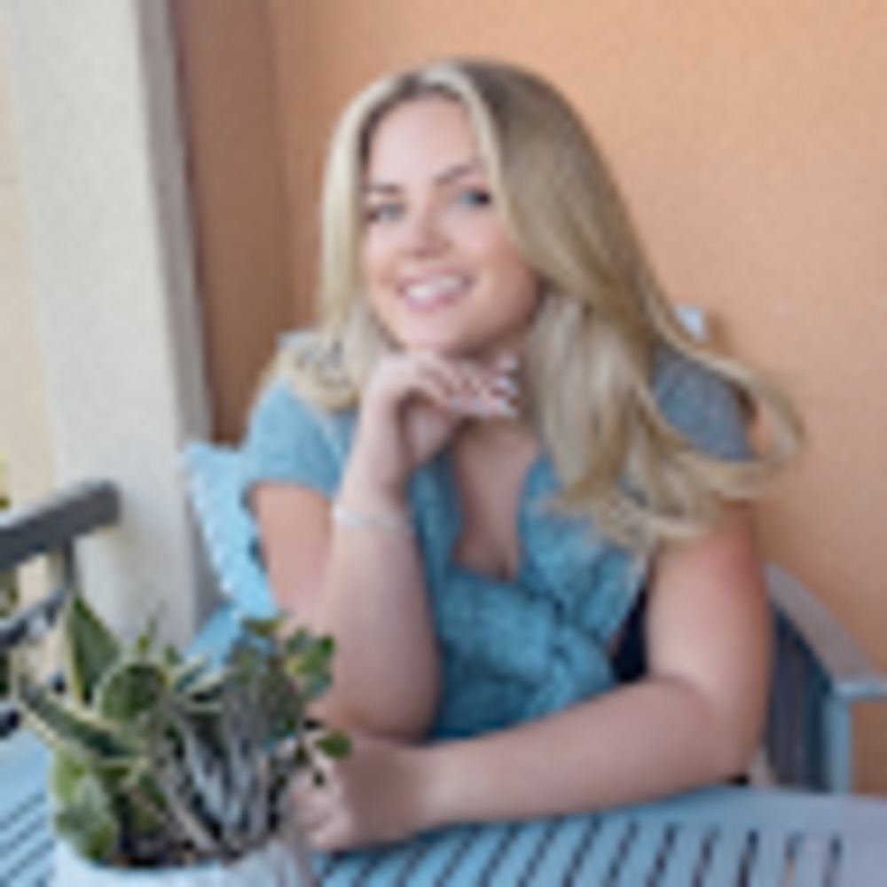 Meet your Posher, Cady